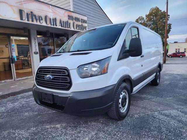 2019 Ford Transit Van  RWD photo