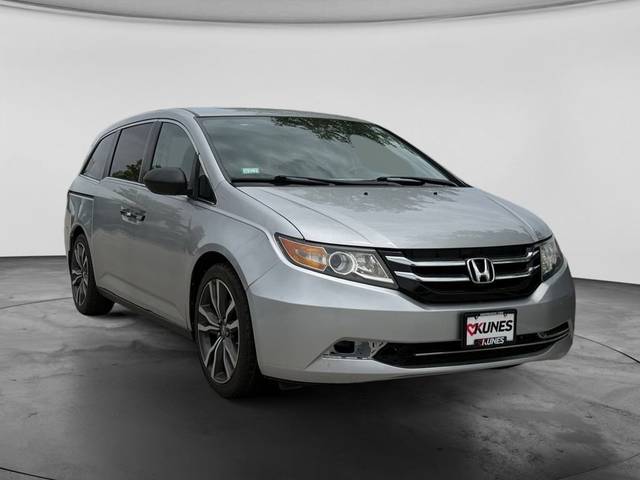 2015 Honda Odyssey LX FWD photo