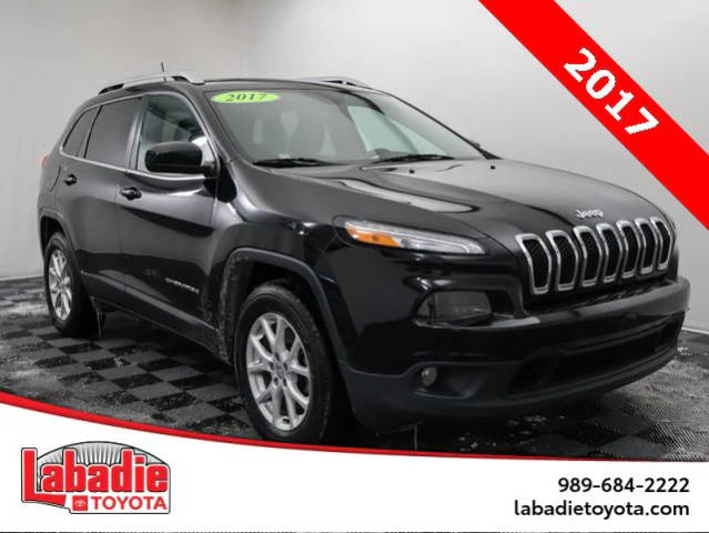 2017 Jeep Cherokee Latitude 4WD photo