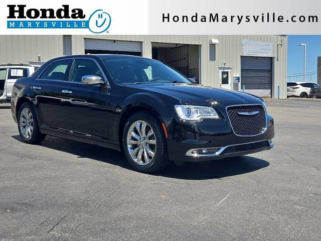 2017 Chrysler 300 300C AWD photo