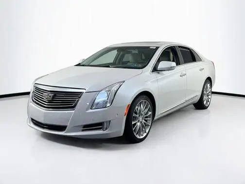 2016 Cadillac XTS Platinum FWD photo