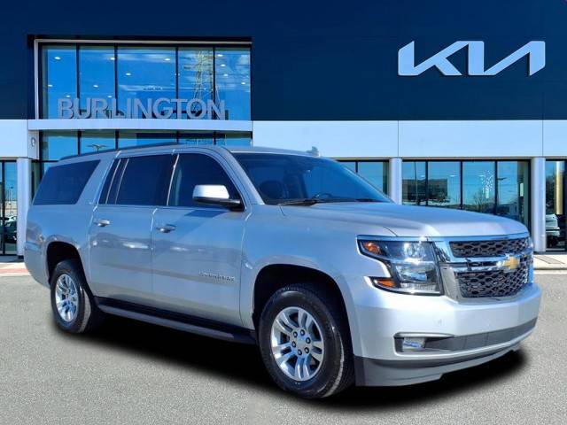 2019 Chevrolet Suburban LT 4WD photo