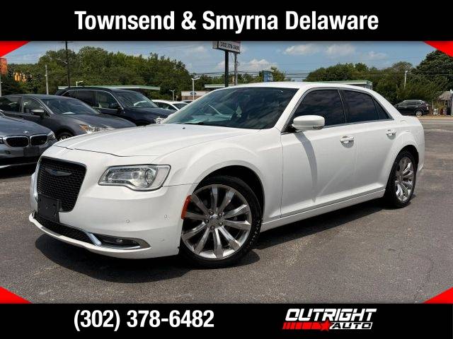 2019 Chrysler 300 Touring L RWD photo