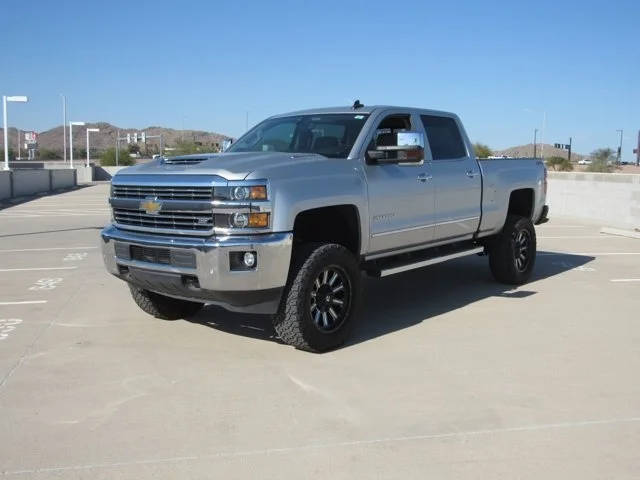 2019 Chevrolet Silverado 2500HD LTZ 4WD photo