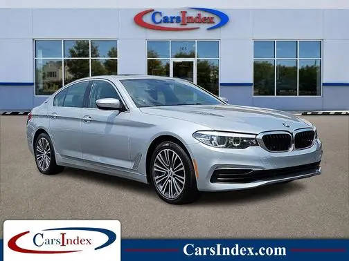 2019 BMW 5 Series 530e iPerformance RWD photo