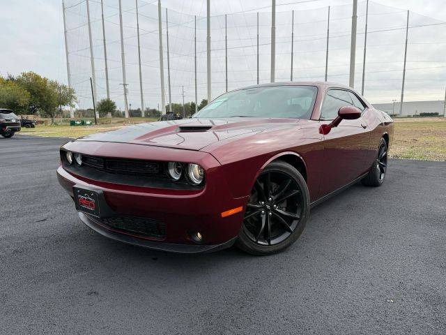2018 Dodge Challenger R/T RWD photo