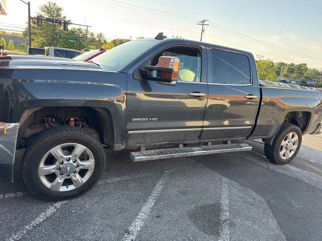 2019 Chevrolet Silverado 2500HD LTZ 4WD photo