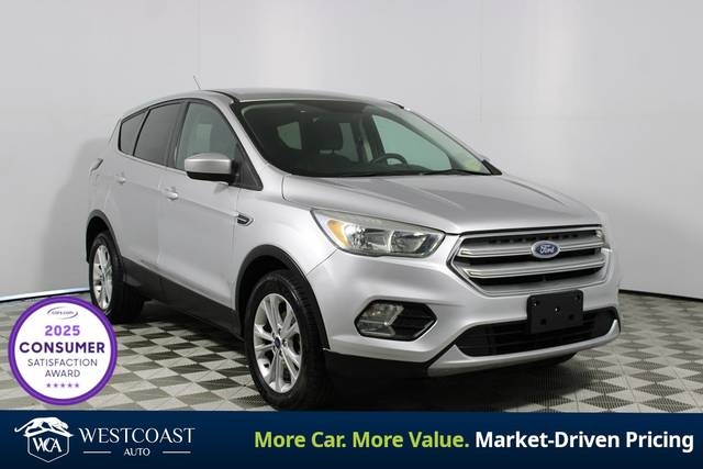 2017 Ford Escape SE FWD photo