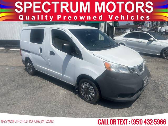 2015 Nissan NV200 S FWD photo