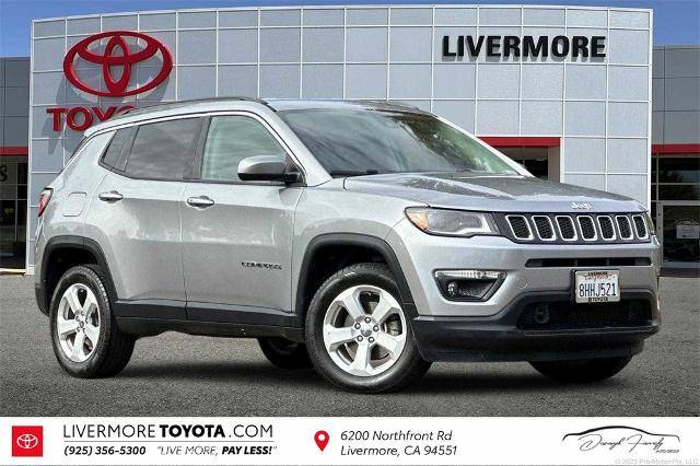 2018 Jeep Compass Latitude 4WD photo