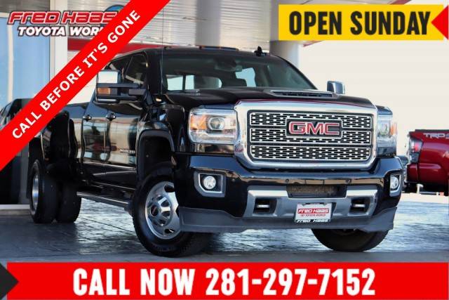 2019 GMC Sierra 3500HD Denali 4WD photo