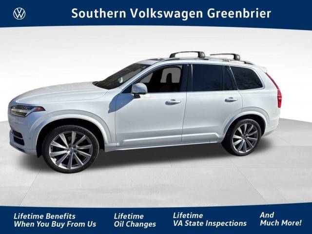 2019 Volvo XC90 Momentum AWD photo