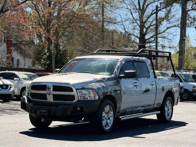 2018 Ram 1500 SLT 4WD photo