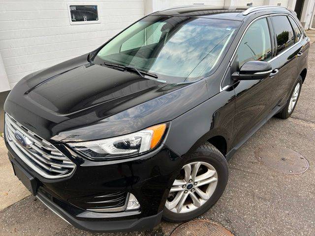 2019 Ford Edge SEL AWD photo