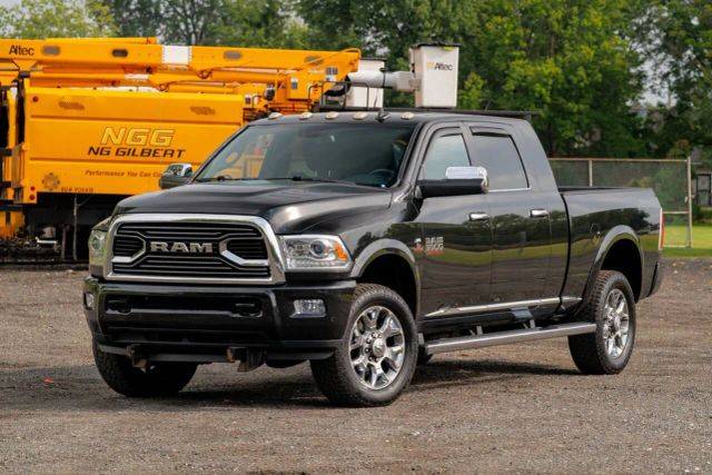 2018 Ram 3500 Limited 4WD photo