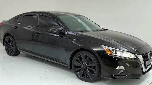 2019 Nissan Altima 2.5 Platinum AWD photo