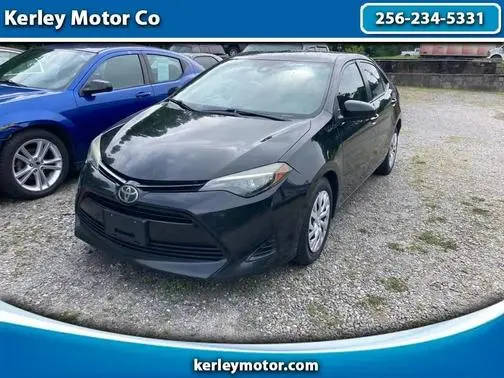2019 Toyota Corolla LE FWD photo