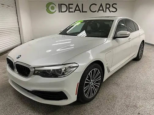 2019 BMW 5 Series 530e iPerformance RWD photo
