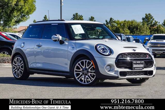 2019 MINI Hardtop 2 Door Cooper S FWD photo