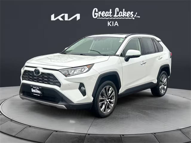 2019 Toyota RAV4 Limited AWD photo