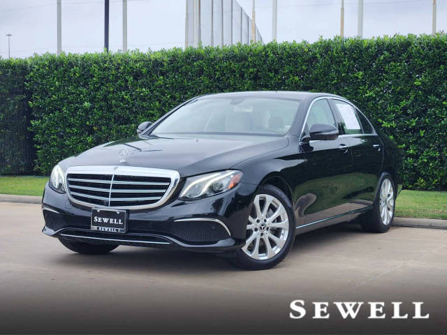 2019 Mercedes-Benz E-Class E 300 RWD photo
