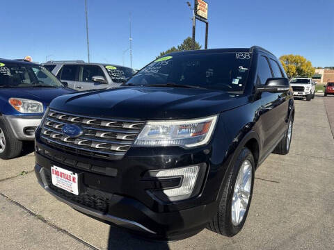 2016 Ford Explorer XLT 4WD photo