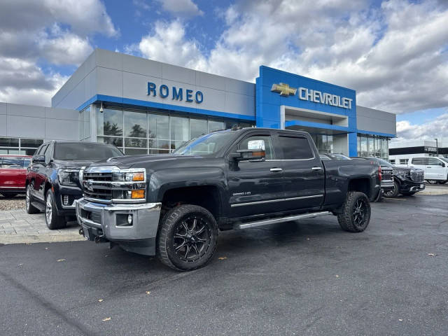 2019 Chevrolet Silverado 3500HD LTZ 4WD photo