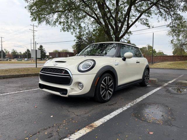 2019 MINI Hardtop 2 Door Cooper S FWD photo