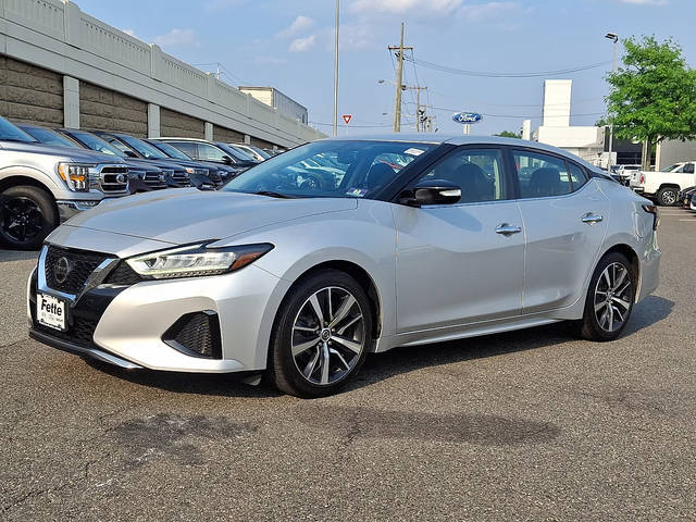 2019 Nissan Maxima SV FWD photo