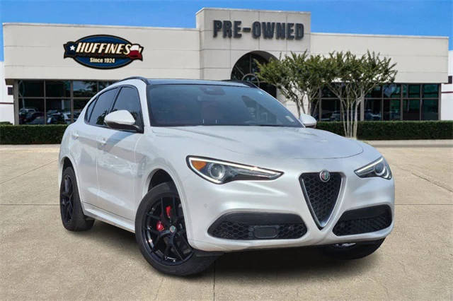 2019 Alfa Romeo Stelvio Ti Sport AWD photo