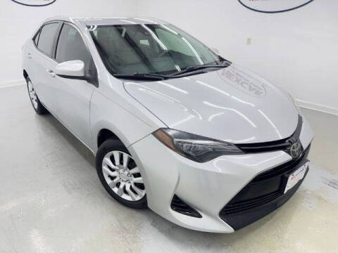 2019 Toyota Corolla LE FWD photo