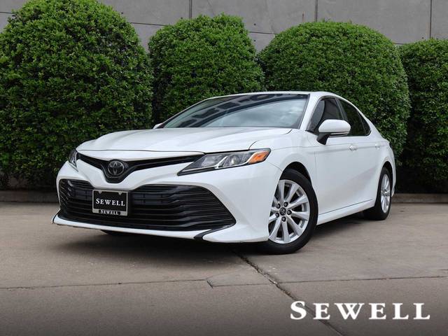 2019 Toyota Camry LE FWD photo