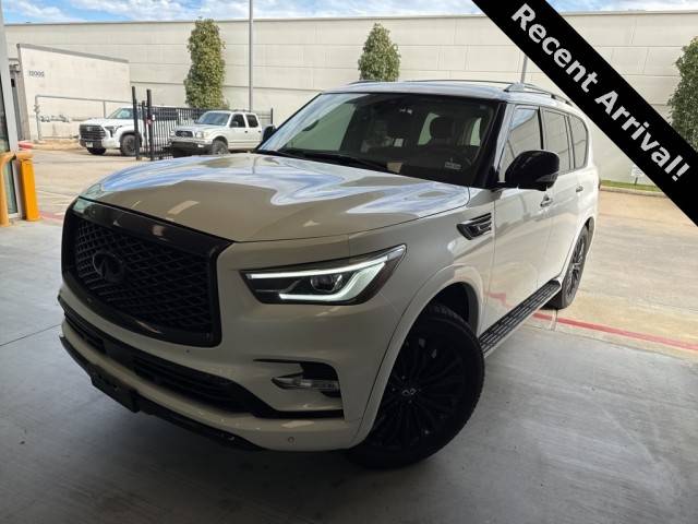 2019 Infiniti QX80 LUXE RWD photo