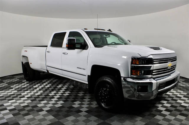 2019 Chevrolet Silverado 3500HD LTZ 4WD photo