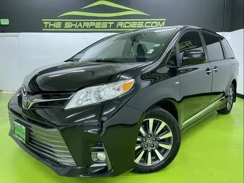 2019 Toyota Sienna XLE AWD photo