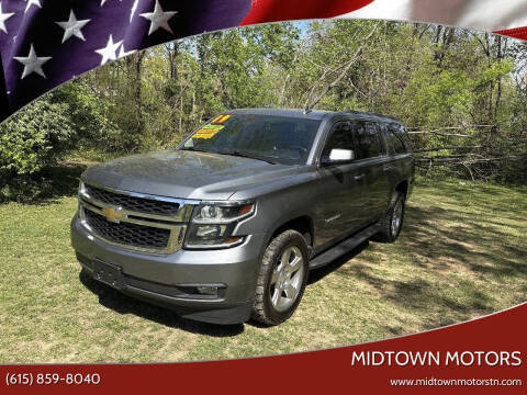 2019 Chevrolet Suburban LT RWD photo