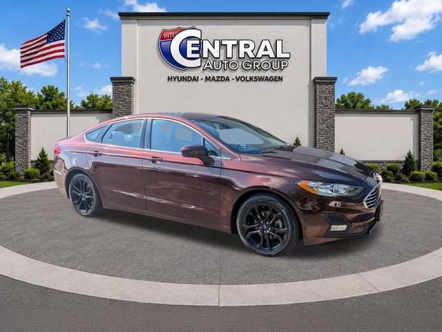 2019 Ford Fusion SE FWD photo
