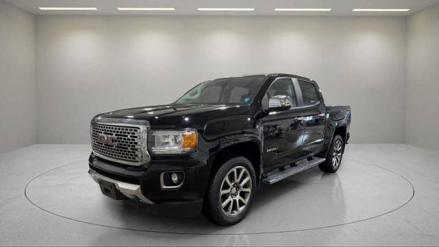 2019 GMC Canyon 4WD Denali 4WD photo