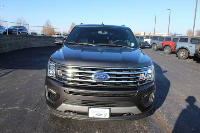 2019 Ford Expedition XLT 4WD photo