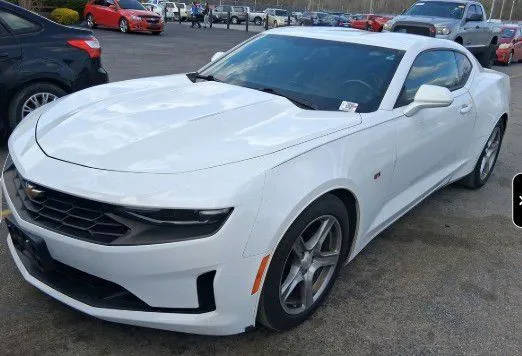2019 Chevrolet Camaro 1LT RWD photo