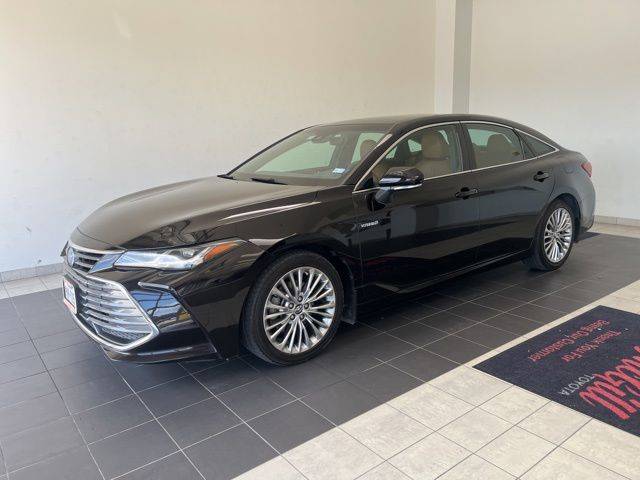 2019 Toyota Avalon Hybrid Limited FWD photo