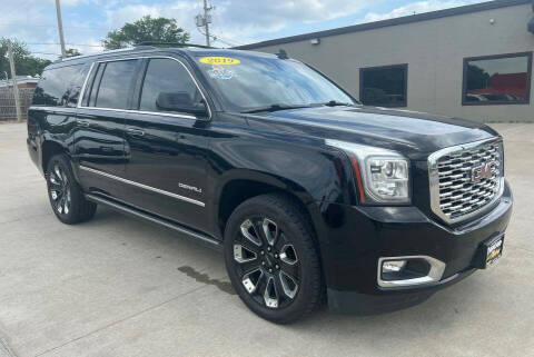 2019 GMC Yukon XL Denali 4WD photo