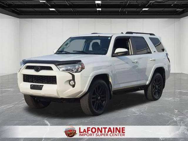 2018 Toyota 4Runner SR5 4WD photo