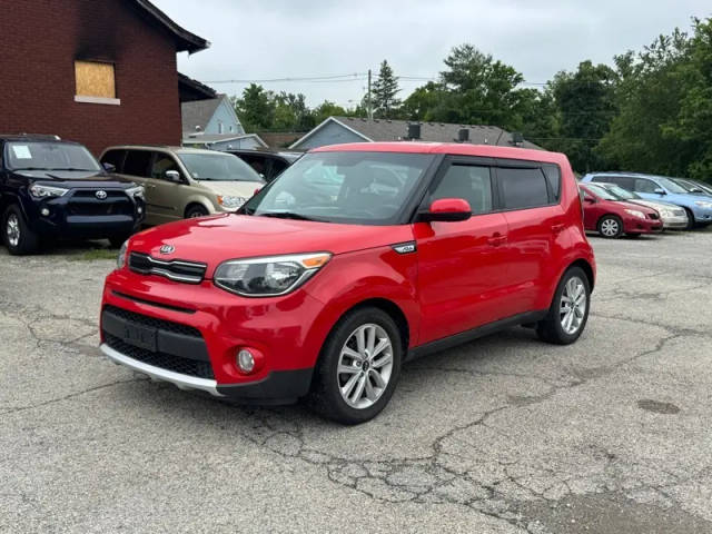 2017 Kia Soul + FWD photo
