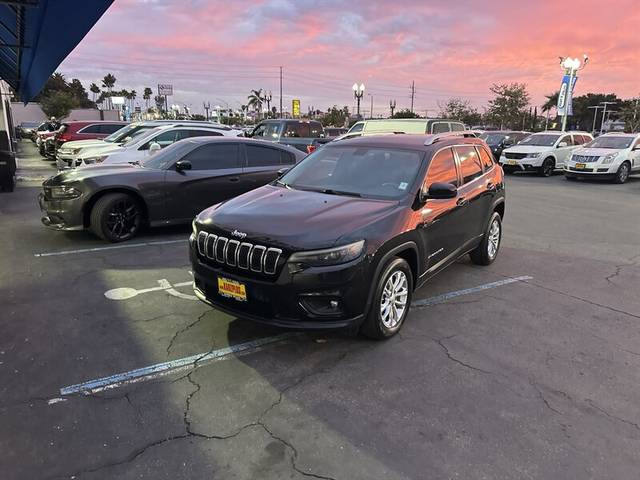 2019 Jeep Cherokee Latitude FWD photo