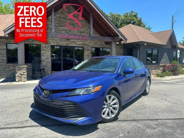 2018 Toyota Camry LE FWD photo