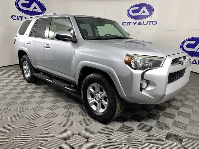 2018 Toyota 4Runner SR5 RWD photo