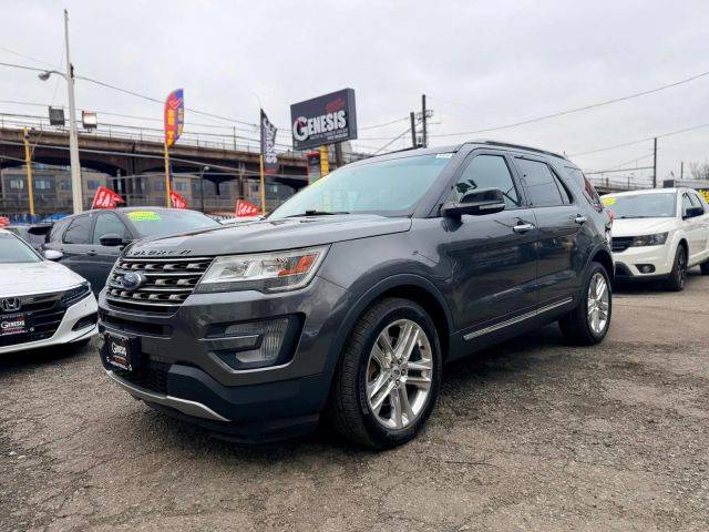 2016 Ford Explorer XLT 4WD photo