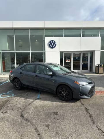 2017 Toyota Corolla LE FWD photo