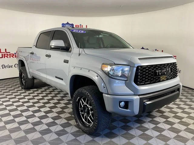 2019 Toyota Tundra SR5 4WD photo
